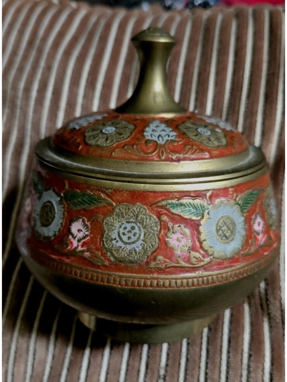 Antique India Solid Brass Trinket Dish Candy Dish Rusty Coral Color & Lid 5.5"